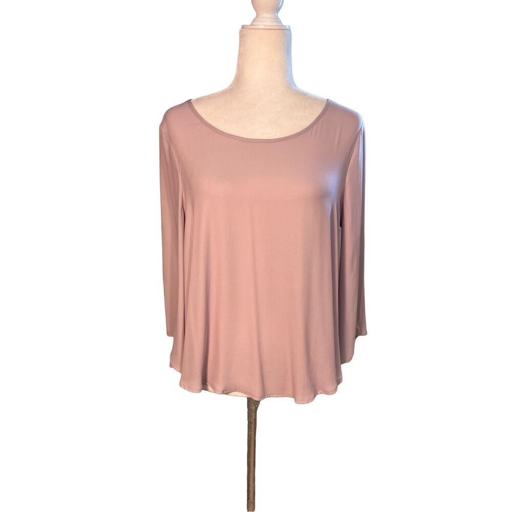 lush by Anthropologie mauve wide neck blouse with flared sleeves and open back -